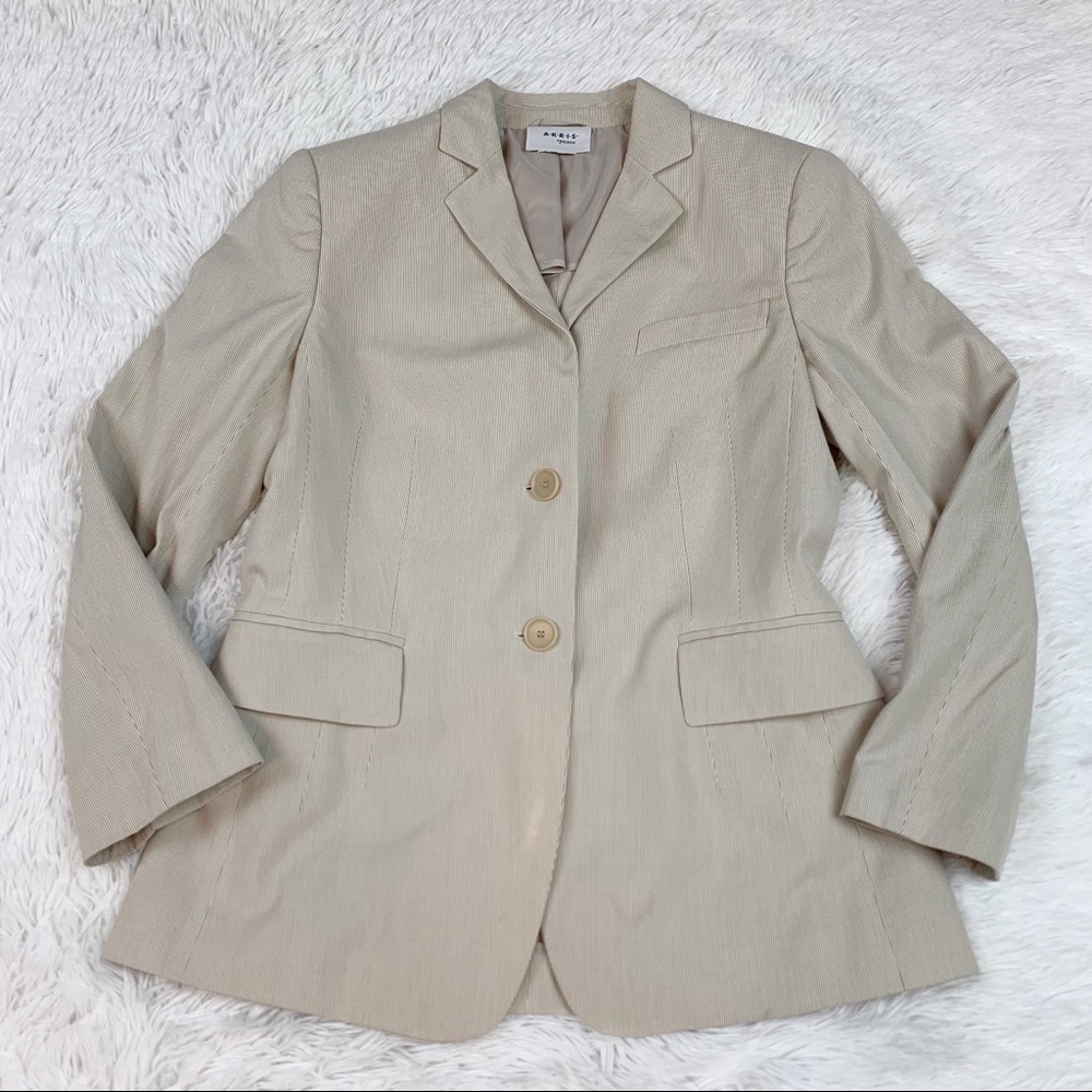 Akis Punto pinstriped 2 button blazer jacket long sleeves padded shoulder